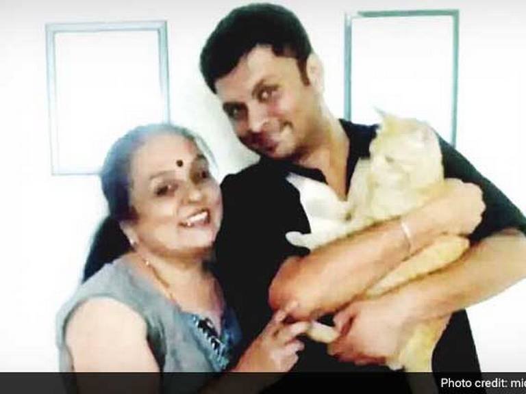 ‘गे’ मुलासाठी ‘वर’ पाहिजे, मुंबईतील एका आईची जाहिरात