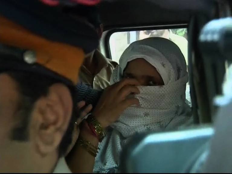 ड्रग्ज माफिया बेबीला मदत केल्याचा आरोप, मुंबई पोलिसांतील बडे अधिकारी अटकेत