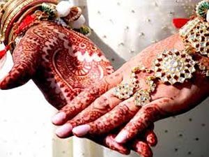 समलैंगिक विवाह जाहीरातीला भरभरुन प्रतिसाद