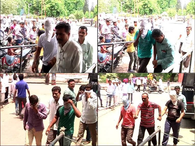 एमपीएससी पेपरफुटला , आठ विद्यार्थ्यांची प्रत्येकी 15 लाखाला फसवणूक?पेपरमध्ये साम्य नाही.