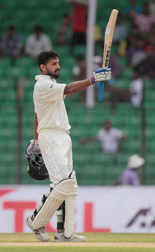 भारताचा ४६२ धावांवर डाव घोषित