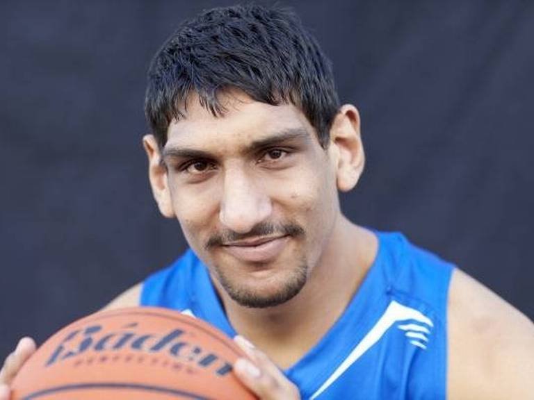 बास्केटबॉलपटू सतनामचा पराक्रम, एनबीएमध्ये समावेश झालेला पहिलाच भारतीय