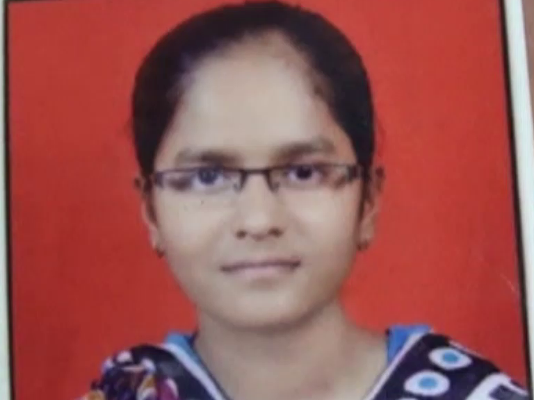 मामाचं तोंड गोड करायला गेलेल्या सोनालीचा मृत्यू