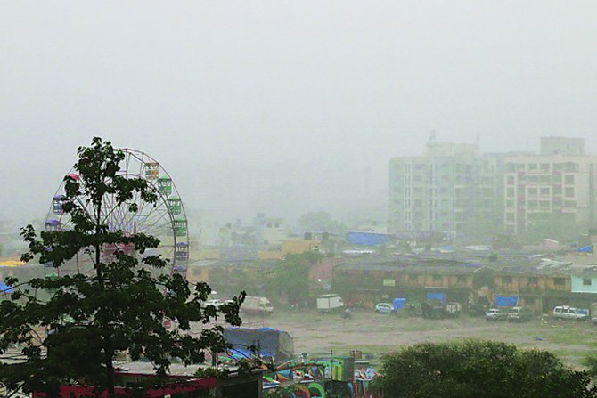 मान्सूनचे मुंबईत आगमन