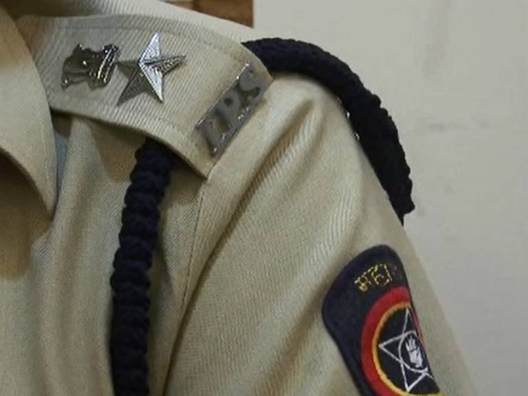 नवी मुंबईचे पोलिस आयुक्त नाराज? राजीनामा देण्याच्या तयारीत