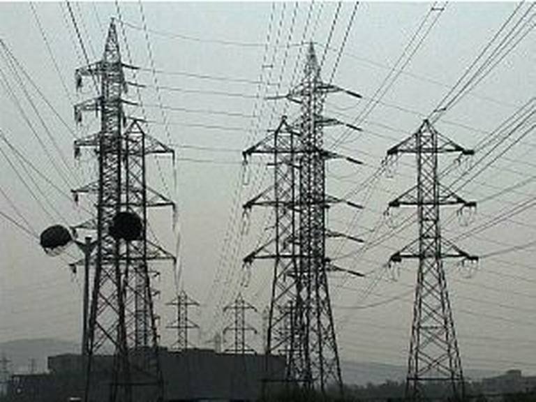 वीज ग्राहकांना विद्युत नियामक आयोगाचा दिलासा,  १ जूनपासून वीज दरात कपात