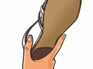 पोटगीसाठी नवऱ्याला चपलेने मारले!