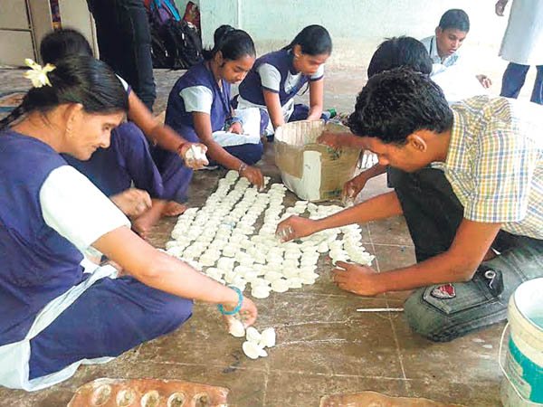 गतीमंद विद्यार्थ्यांचे आश्चर्यकारक कौशल्य