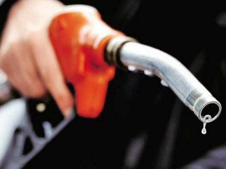 कारचालकांना दिलासा