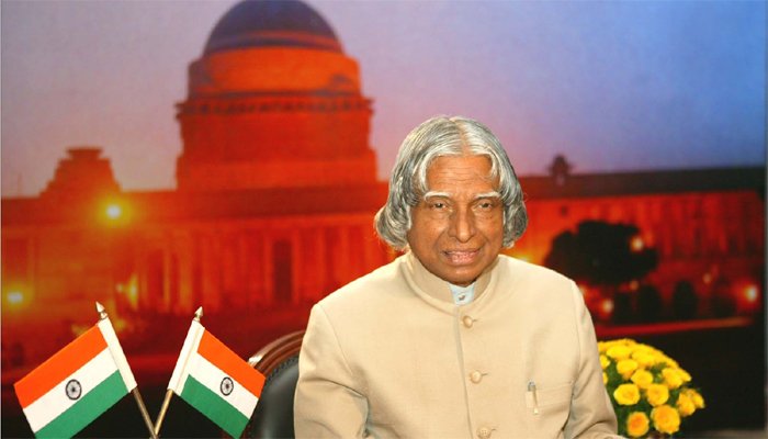 माजी राष्ट्रपती डॉ. एपीजे अब्दुल कलाम यांचं निधन