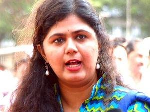 घोटाळा चिक्कीचा नव्हे, शब्दांचा!: पंकजा