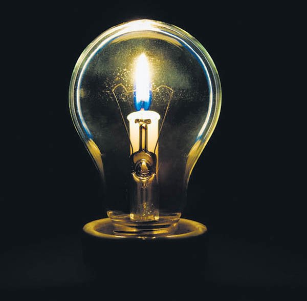 मुंबई, ठाणे आणि परिसरात गुरुवारी सायंकाळी वीज गायब