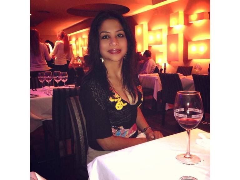 इंद्राणीवर बहिणीच्या हत्येचा आरोप