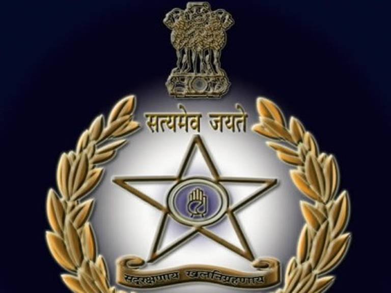 तटरक्षक दलाच्या निम्म्या पोलिसांना स्विमिंग येईना, अहवालात उघड