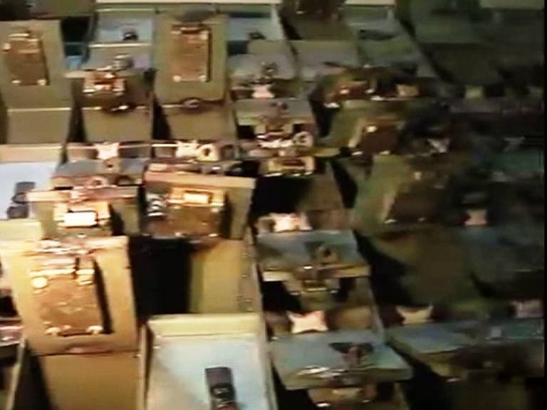 नाशिक जिल्हा मध्यवर्ती बँकेवर दरोडा