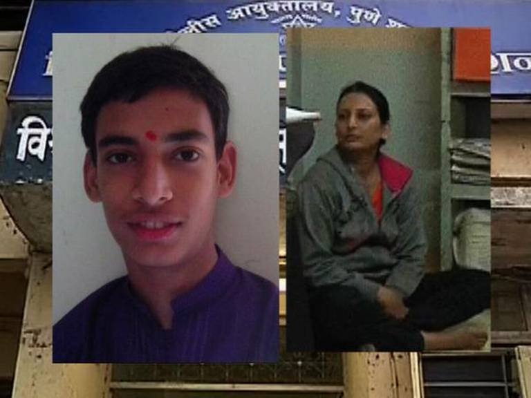 माझ्या पत्नीला फासावर लटकवा-बालपांडे