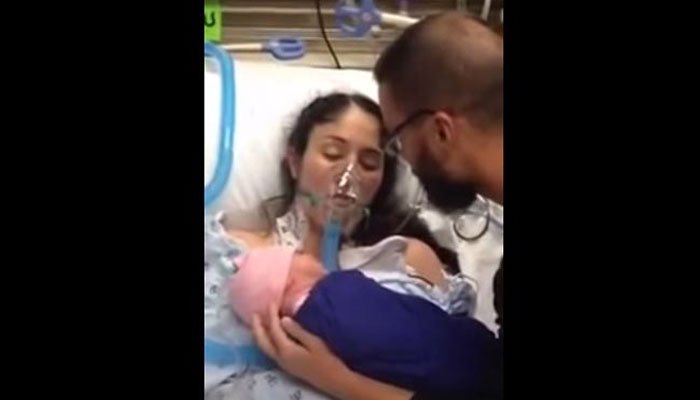 बाळाच्या रडण्यानं कोमात गेलेली आई जागी झाली