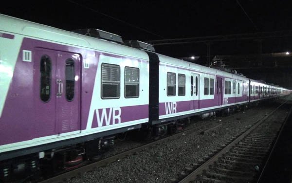 एसी लोकलचे बोरिवली-चर्चगेट तिकीट १०० रुपये