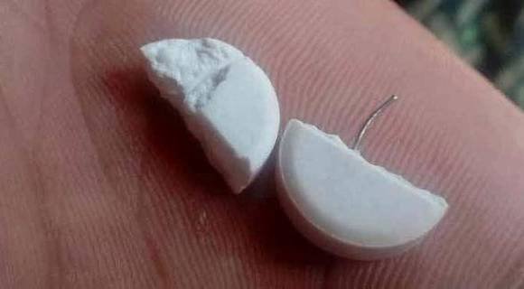 औषधांच्या गोळ्या घेताना काळजी घ्या!