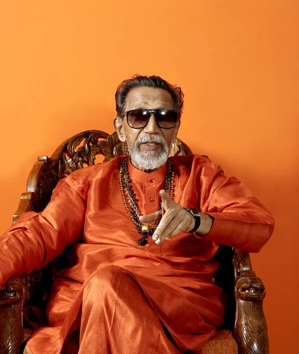 बाळासाहेब ठाकरेंचे स्मारक महापौर बंगल्यात