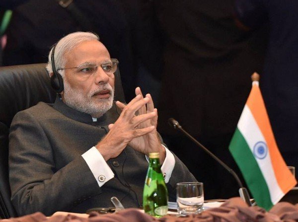 दहशतवादाचे सावट संपूर्ण जगावर – नरेंद्र मोदी