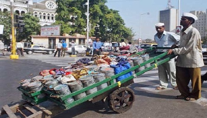 मुंबईच्या डब्बेवाल्यांमध्ये वादाची ठिणगी