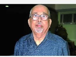 ज्येष्ठ कवी मंगेश पाडगावकर यांचं निधन