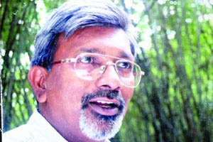 कादंबरीकार मुरलीधर खैरनार यांचे निधन