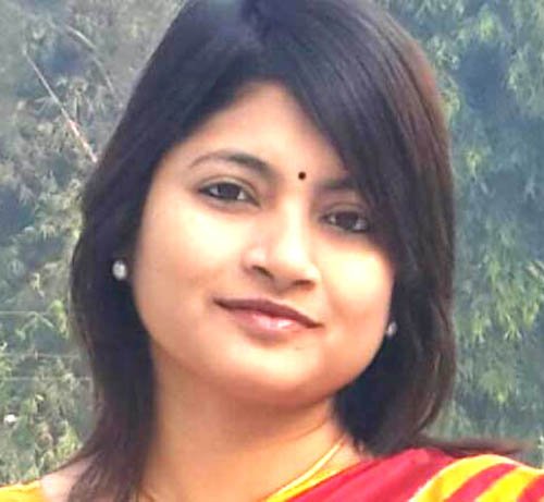 महिला जिल्हाधिका-यांसोबत ‘सेल्फी’ काढणा-याला न्यायालयीन कोठडी