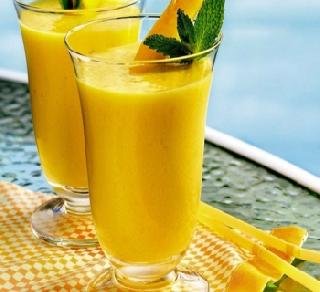 आंब्याच्या रसातून विष देऊन आई-वडिलांनीच केली मुलीची हत्या