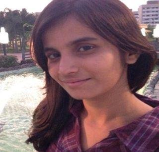 विरार लोकलमध्ये महिलांची दादागिरी, वसईला उतरणा-या तरुणीला मारहाण