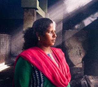 ‘ही’ हिंदू महिला चालवते स्मशानभूमी
