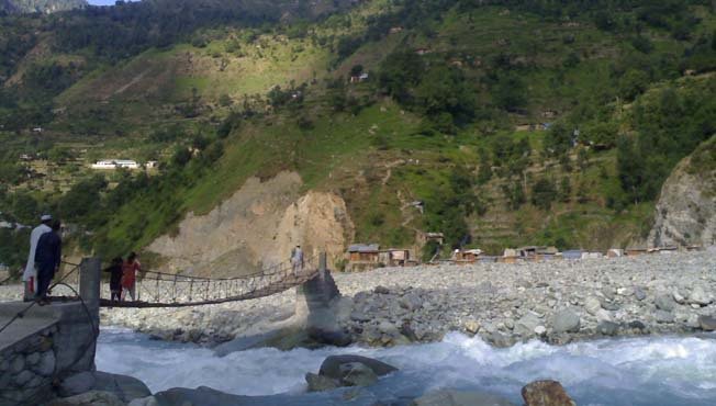       पाकिस्तानची ‘पाण्या’साठी धावाधाव