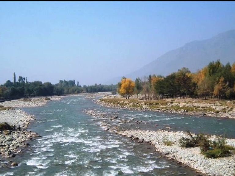   भारत –  पाकला जाणारं सिंधू नदीचं पाणी रोखणार?