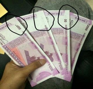 रंग उडालेल्या नोटांचा मनस्ताप