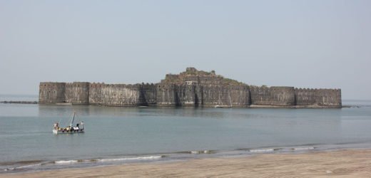 जंजिरा किल्ल्यावरील जल वाहतूक बंदच