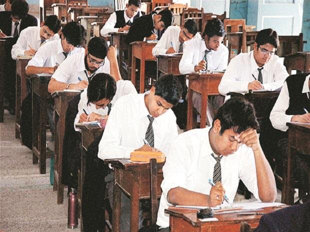 CBSE च्या 10वी आणि 12वी  परीक्षेच्या तारखा जाहीर 