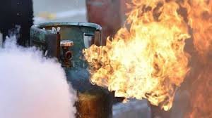 नाशिकमध्ये गॅस गळतीमुळे घरात स्फोट