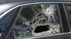 कोयत्याने वाहनांची तोडफोड