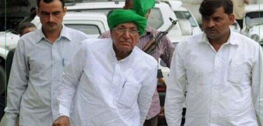 ८६ वर्षांचे माजी मुख्यमंत्री दहावीची परीक्षा देण्यासाठी पोहोचले