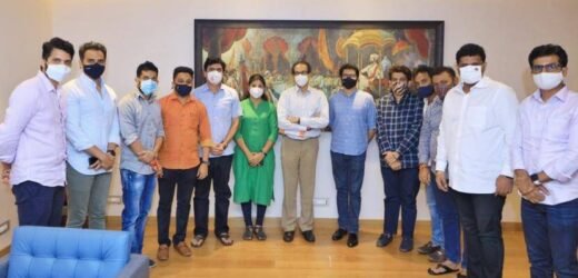 राणेंच्या घरासमोर आंदोलन करणाऱ्या युवासैनिकांची मुख्यमंत्र्यांनी थोपटली पाठ