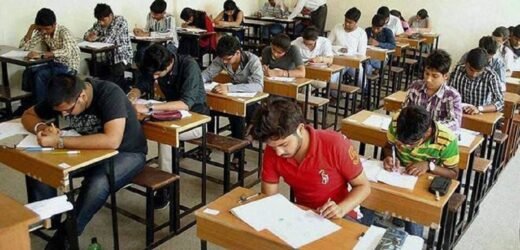 राज्य सरकारला हायकोर्टाचा दणका, अकरावी प्रवेशासाठीची CET रद्द