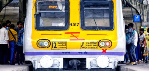 2 डोस घेतलेल्या व्यक्तींसाठी लवकरच लोकल होणार सुरू