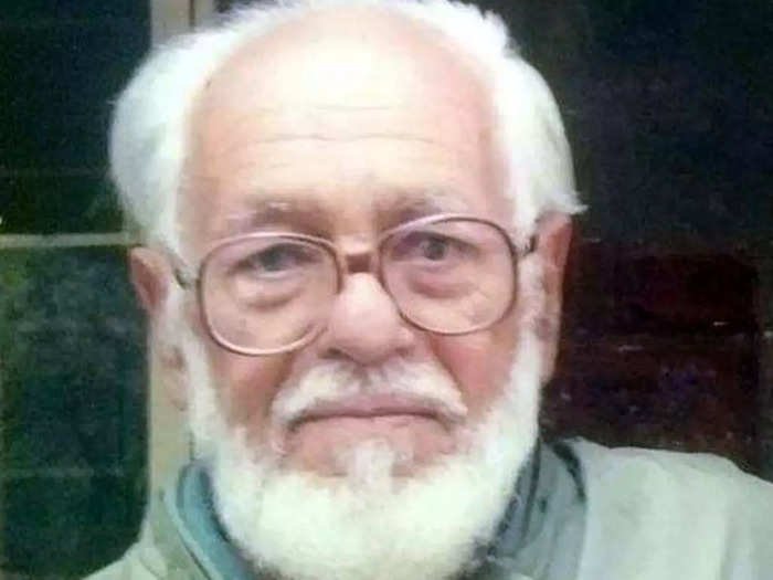 कृषी संशोधक, पद्मश्री बी. व्ही. निंबकर यांचे निधन