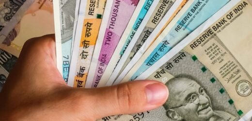 या जिल्ह्यात पुरामुळे बँक-पतसंस्थांचं मोठं नुकसान