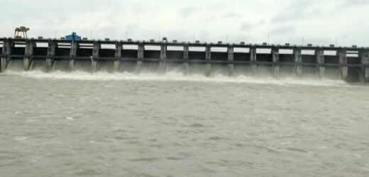 वर्धा जिल्ह्यातील निम्न वर्धा प्रकल्पाचे १७ दरवाजे उघडले