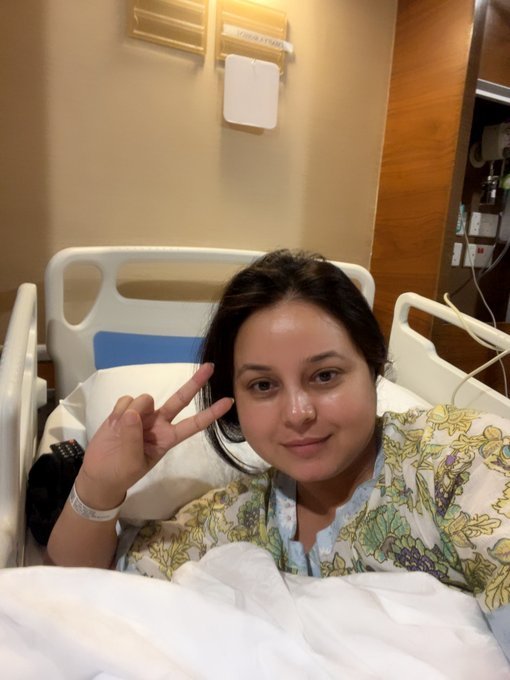 हम साथ साथ है! शस्त्रक्रिया होताना लालू प्रसादांच्या पाठीशी संपूर्ण कुटुंब, मुलीने केली किडनी दान