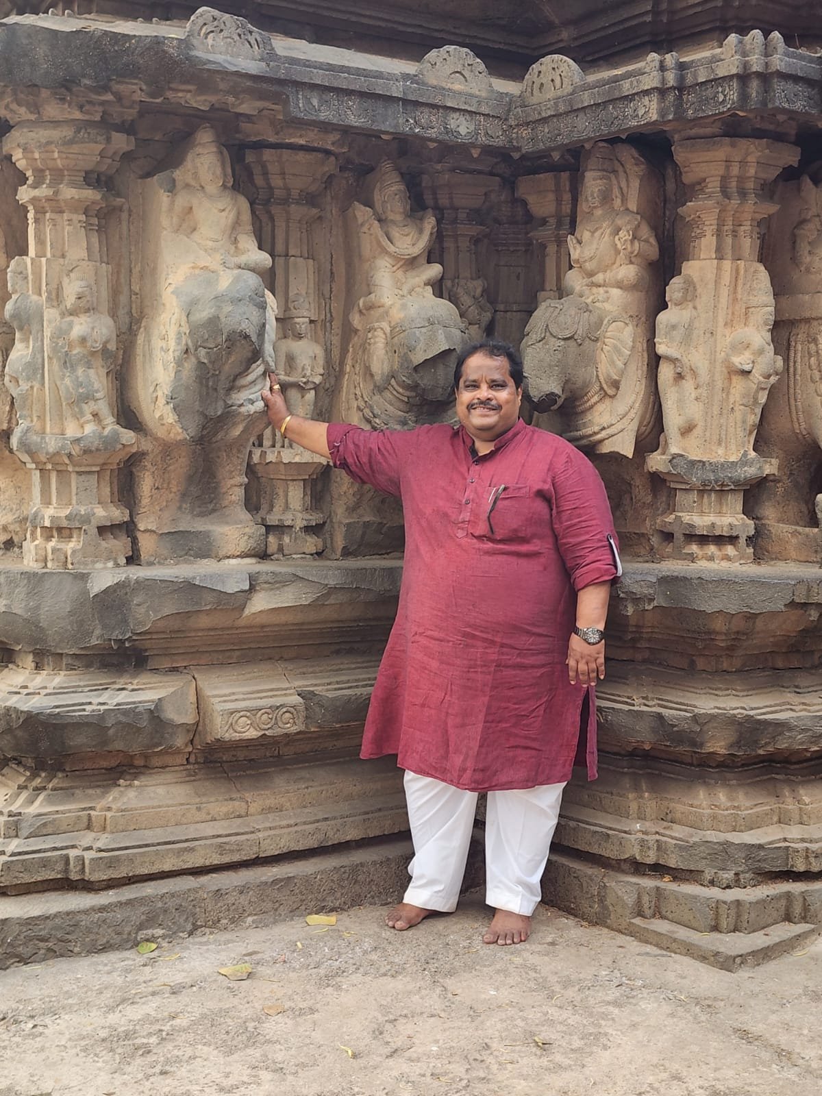 महाराष्ट्रात सध्या उभ्या असलेल्या सर्वांग सुंदर व देखण्या मंदिरापैकी एक – खिद्रापूर कोपेश्वर मंदिर