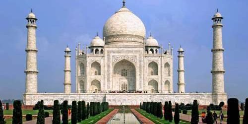 Lockdown impact: A few Months After “Unlock”, Taj Mahal Covered In Dust, Poisonous Gases.