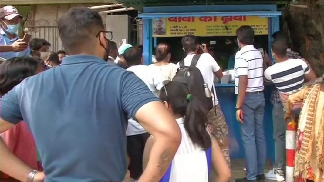 ‘Baba ka Dhaba’ has queues outside it, after the miserable situation of the old couple moves social media